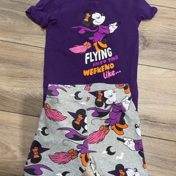Halloween Pajama bundle size 4-5 - Picture 1 of 4
